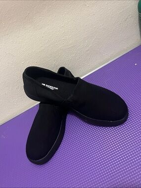 Shoes For Crews Womens Size 8 Slip-On Casual Shoe - Black